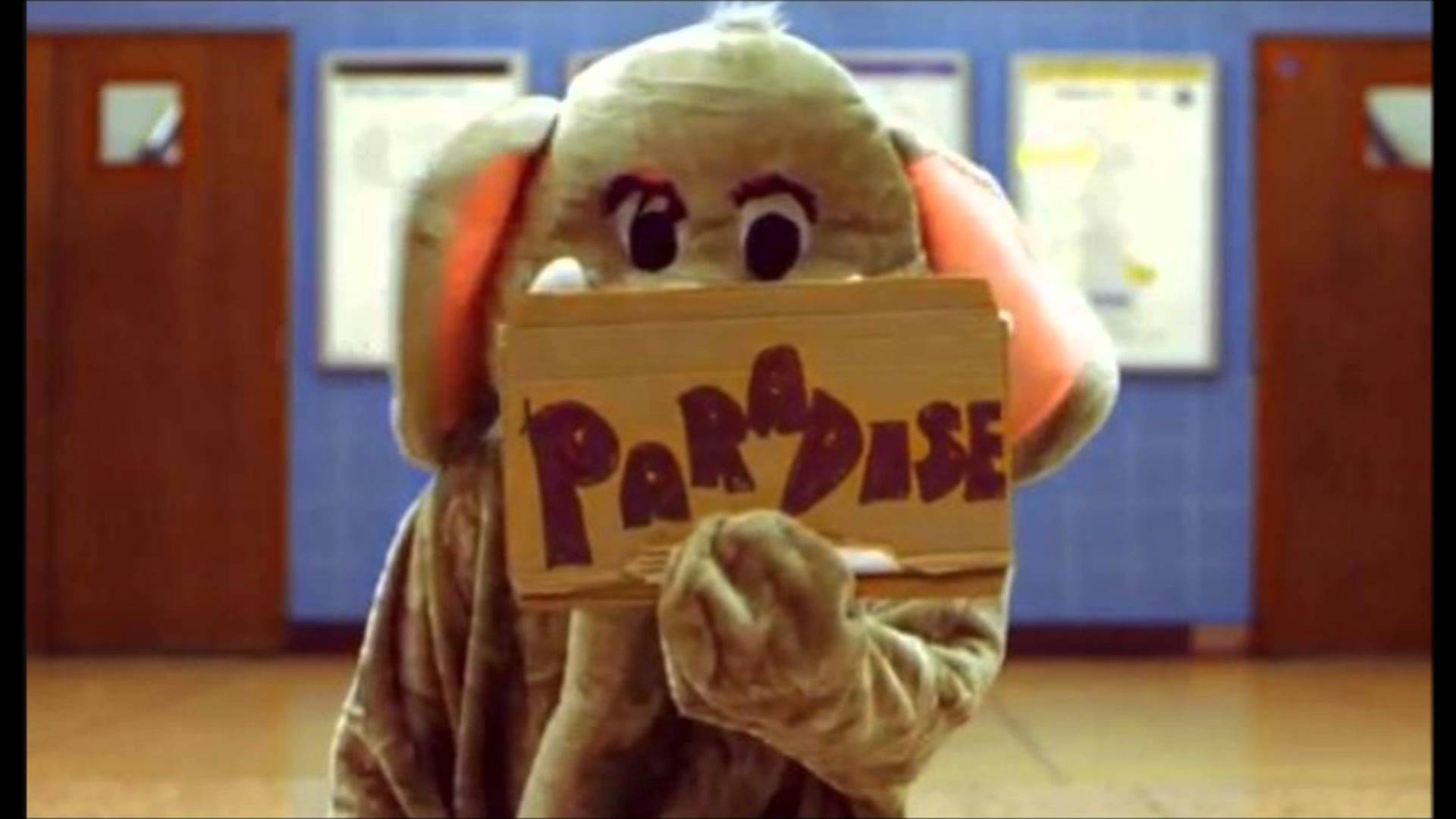 Кадры клипа Coldplay  - Paradise 