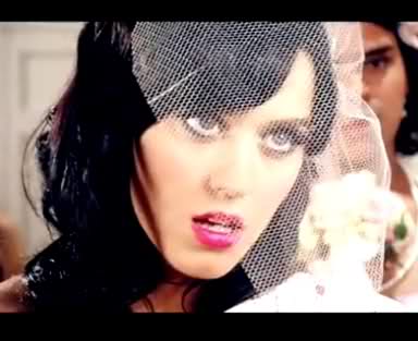 Кадры клипа Katy Perry - Hot n Cold 
