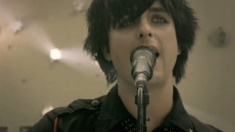 Кадры клипа Green Day - 21 Guns 